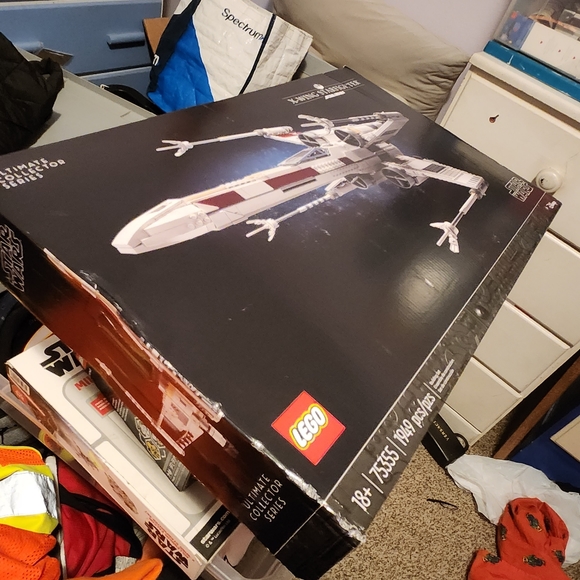 Lego Star Wars X-Wing Fighter #75355. 1953 pieces NIB - Picture 7 of 11